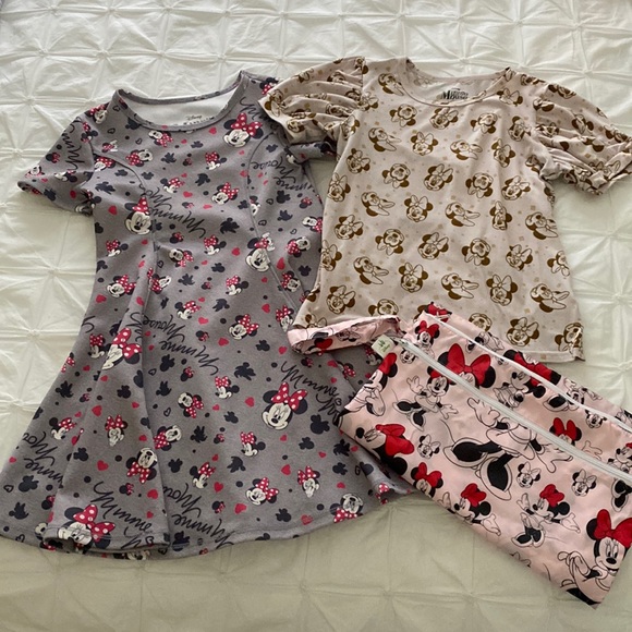 Girl’s Minnie Mouse clothing bundle